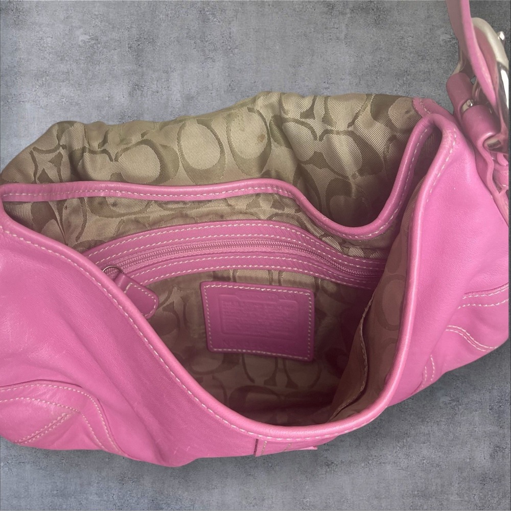 Coach Vintage Y2K Pink Leather Soho Shoulder Bag Purse 9248 Front Flap Barbie - Picture 11 of 15